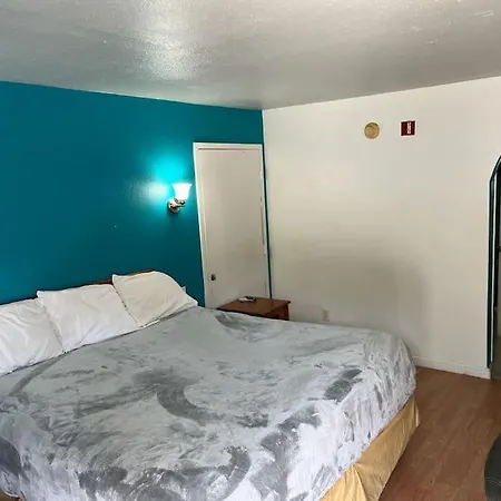 Hotel 2 Double Bed Studio 109 & Hot Tub Livingston Exterior photo