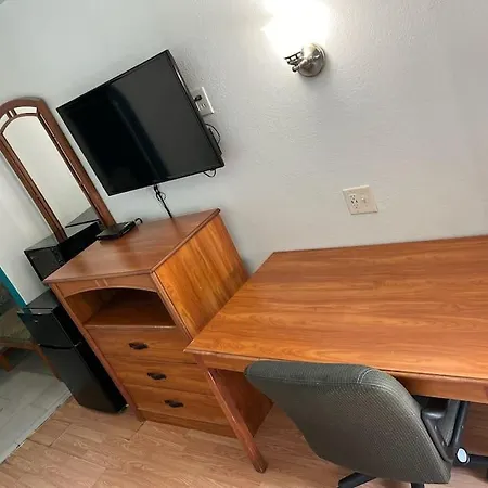 Hotel 2 Double Bed Studio 109 & Hot Tub Livingston Exterior photo