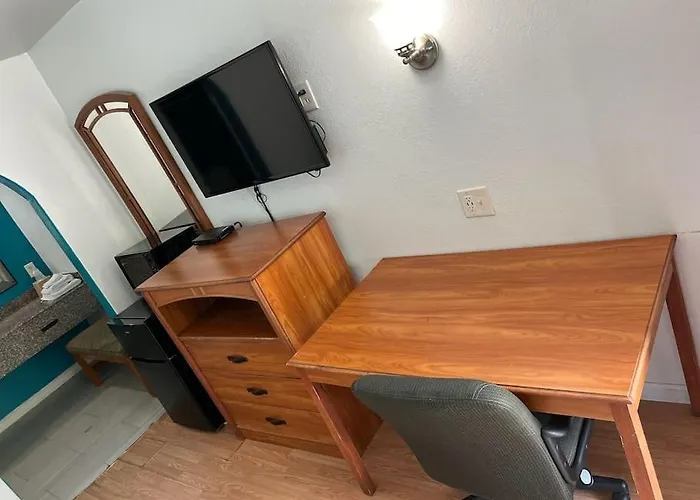 Hotel 2 Double Bed Studio 109 & Hot Tub